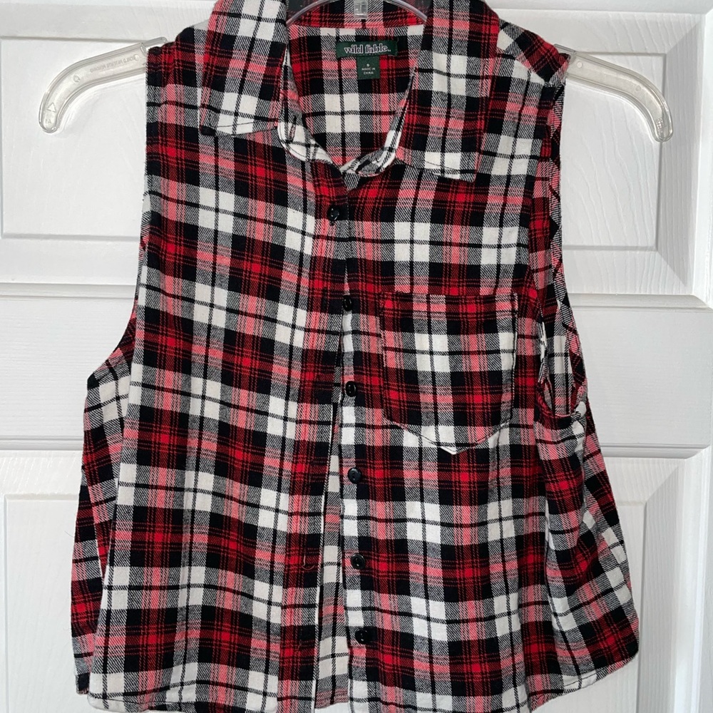 Wild Fable Crop Button Up Size Small